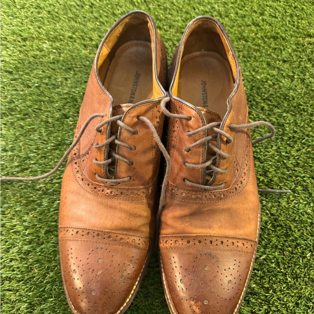 Johnston & Murphy Tan Leather Brogue Lace-Up Oxfords